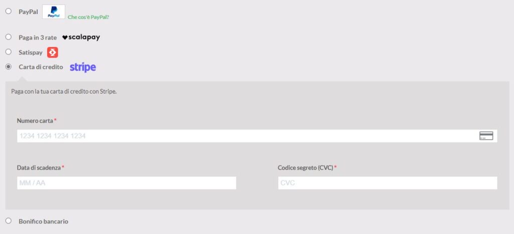 Esempio di sito eCommerce che offre la possibilità di pagare con Stripe, Satispay, Scalapay, PayPal e bonifico bancario